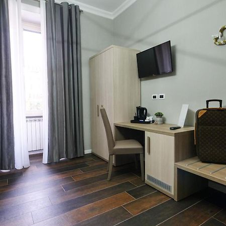 Home Suites Giolitti Roma Exterior foto